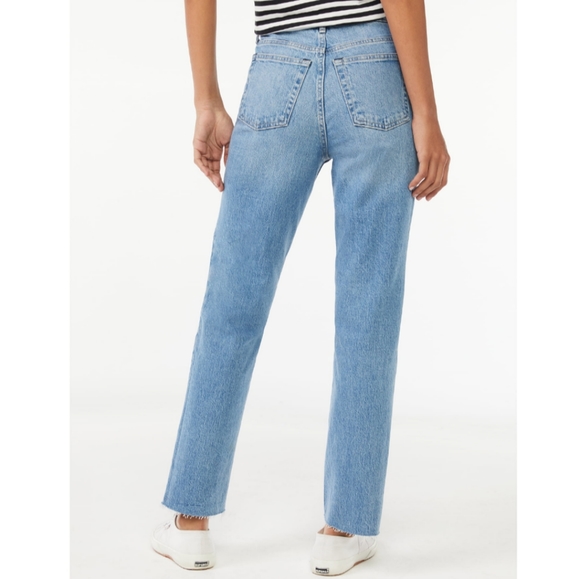 Free Assembly Women's Jeans High Rise Straight Jeans - Picture 3 of 4